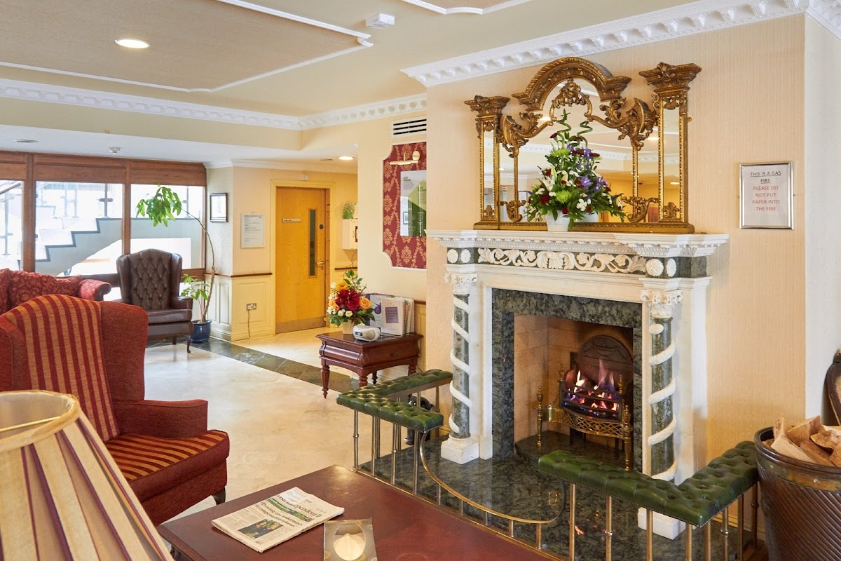 Castlemanor Nursing Home