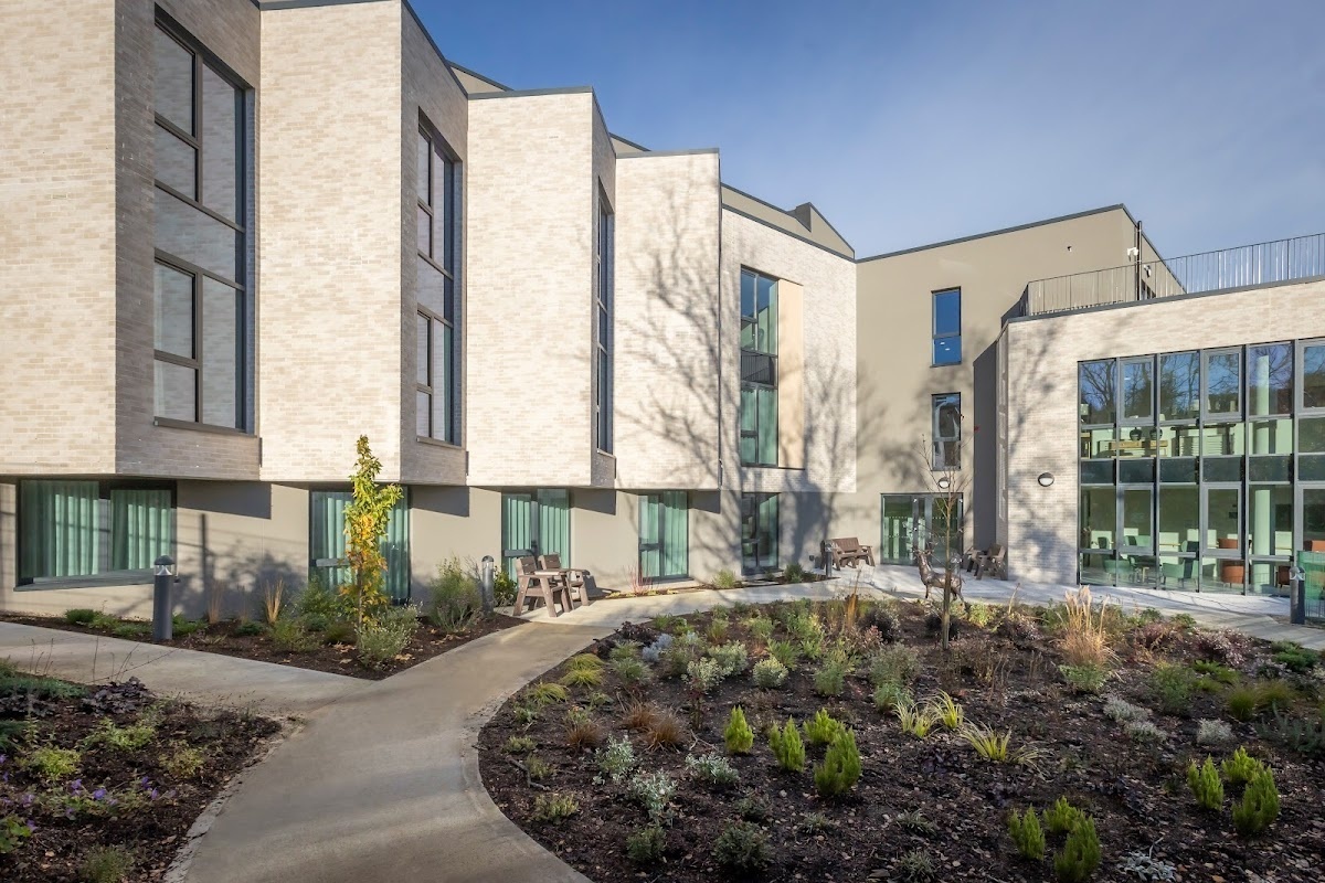 The Fern Dean Stepaside